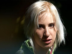 69, Sucer une bite, En levrette, Béant, Branlette thaïlandaise, De plein air, Dénudage, Adolescente