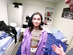 Cul, Sucer une bite, En levrette, Hd, Orgasme, Maigrichonne, Fessée, Nénés