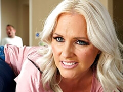 Culo, Culo grande, Rubia, Mamada, Atrapados, Estilo perrito, Pajear, Madres para coger