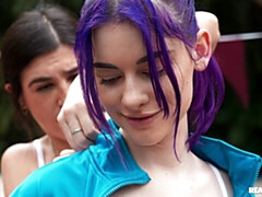 18 jahre, Grosser arsch, Grosser schwanz, Blasen, Interrassisch, Natürlichen titten, Jungendliche (18+), Titten