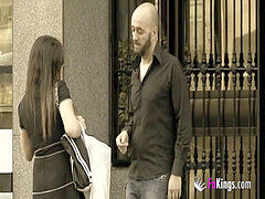 デカチン, 捕まる, パーティ