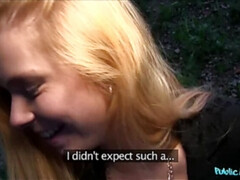 Leie, Blasen, Hundestellung, Handjob, Im freien, Pov, Öffentlich, Schlucken