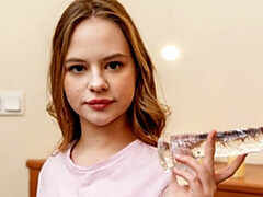 18 jaar, Enthousiasteling, Kont, Vingeren, Masturbatie, Natuurlijke tieten, Alleen, Tiener