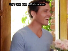 18 jaar, Grote mammen, Pijpbeurt, Hardcore, Moeder die ik wil neuken, Kut duiken, Tiener, Trio