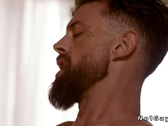 Anal, Mamada, Corridas, Garganta profunda, Estilo perrito, Pajear, Pajearse, Músculo