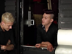 Anal, Mamada, Morena, Condón, Europeo, Hd, Pajearse, Chupando