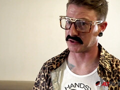 Красотки, Большие сиськи, Минет, Брюнетки, Пухленькие, Глубокая глотка, Секс без цензуры, Между сисек