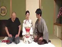 アジア人, フェラチオ, 日本人, 淫乱熟女, ヌード, 叫ぶ, 三人, 妻