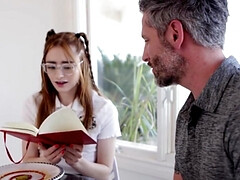 美女, 毛深い, ポルノスター, ハメ撮り, 赤毛, スパンキング, いじめ, ティーン