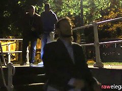 Blasen, Gruppensex, Gruppe, Hd, Interrassisch, Im freien, Polizei, Sohn