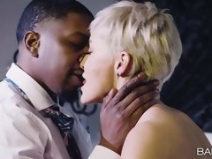 Cul, Nana, Gros cul, Noire, Plantureuse, Mature, Mère que j'aimerais baiser, Seins naturels