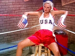 Anal, Blonde, Sucer une bite, 2 femmes 1 homme, Branlette thaïlandaise, Mère que j'aimerais baiser, Plan cul à trois, Nénés