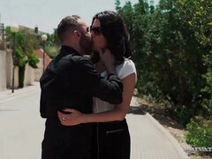 Anaal, Bruinharig, Oudere vrouw, Dochter, Hardcore, Tiener, Trio, Tieten likken