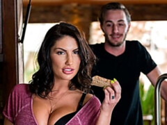 Cul, Sucer une bite, Brunette brune, En levrette, Branlette thaïlandaise, Mère que j'aimerais baiser