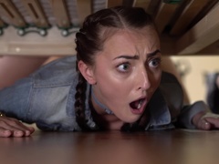 Dormitorio, Rubia, Mamada, Estilo perrito, Lamidas, Tetas naturales, Coño, Cabello corto