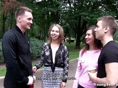 Минет, В клубе, Европейки, Вчетвером, Группа, Киски, Наездница, Бритые