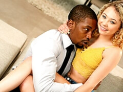 Schwarz, Blondine, Blasen, Hundestellung, Handjob, Interrassisch, Rasiert, Jungendliche (18+)