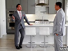 デカパイ, チン, 黒人, 手コキする, 異人種間, レズビアン, 淫乱熟女, オッパイの