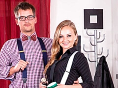 Grosser schwanz, Blasen, Hundestellung, Natürlichen titten, Büro, Muschi, Sekretärin, Dürr