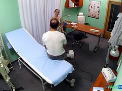 Enthousiasteling, Kont, Pijpbeurt, Bruinharig, Tsjechisch, Likken, Kantoor, Tieten likken