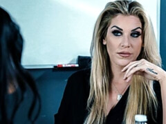 Amateur, Gros cul, Doigter, Lesbienne, Lingerie, Rasée, Dénudage, Adolescente