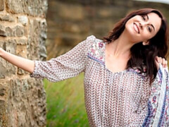 お尻, 茶髪の, ドレス, 指いじり, 小柄, 剃毛, 一人, オッパイの