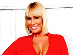 Culo grande, Tetas grandes, Rubia, Mamada, Estilo perrito, Sexo duro, Madres para coger, Medias largas