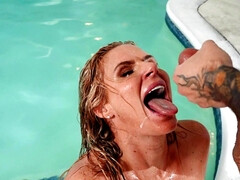 Grosser arsch, Grosse titten, Blondine, Blasen, Spermaladung, Hd, Milf, Muschi