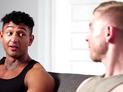 Grosse bite, Tir de sperme, En levrette, Homosexuelle, Interracial, Orgasme, Chevaucher, Rugueux