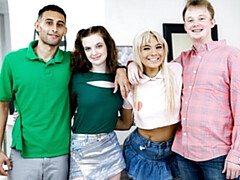 18 летние, Большая жопа, Минет, Собачьи, Вчетвером, Натуральные сиськи, Молоденькие, Сиськи