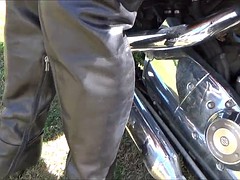 Латекс, На природе