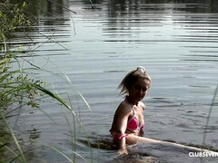 Petite Blonde Teen Mary Rock Fucked Outdoor