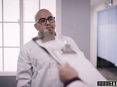 Grosse titten, Blondine, Blasen, Besamung, Arzt, Hardcore, Milf, Realität