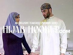 アメリカ人, ベビーシッター, フェラチオ, イく瞬間, イマラチオ, 手コキする, 叫ぶ, 妻