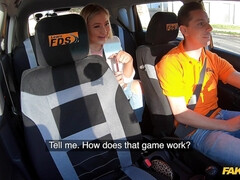 Blondine, Blasen, Tschechisch, Jeans, Natürlichen titten, Im freien, Pov, Titten