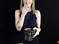 Fétiche, Mature, Fumer, Solo, Nénés