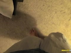 Спальня, Минет, Сперма на лице, Ласковые ручки, Реалити, Рыжие, Бритые, Тощие