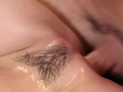 Doigter, Époux mari, Embrassement, Seins naturels, Huilée, Douche, Suçant, Tatouage