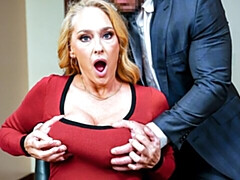 Culo grande, Verga grande, Rubia, Mamada, Estilo perrito, Maduro, Madres para coger, Oficina