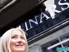 Anal, Nana, Gros seins, Sucer une bite, Brunette brune, Européenne, Mère que j'aimerais baiser, Adolescente