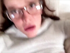 Leie, Blasen, Schwanz, Aufs gesicht abspritzen, Selbstgemacht, Pov, Taboo, Jungendliche (18+)