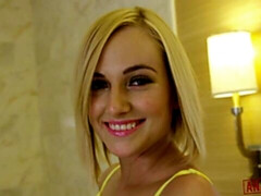 デカ尻, デカチン, ブロンド, フェラチオ, バック, ショートヘア, ティーン, オッパイの