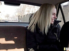 18, デカ尻, デカチン, ブロンド, フェラチオ, バック, お金, オッパイの