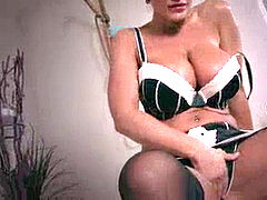 Bad, Braunhaarige, Lingerie, Reif, Milf, Orgasmus, Spielzeuge, Spanner