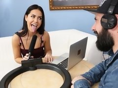 フェラチオ, 茶髪の, バック, フェティッシュ, 指いじり, 毛深い, 手コキする, ハードコア