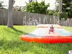 Mamada, Morena, Orgasmo, Al aire libre, Pequeña, Adolescente