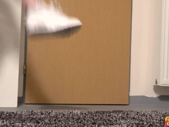 Leie, Blasen, Hundestellung, Aufs gesicht abspritzen, Handjob, Massage, Öl, Nass