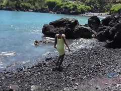 Noire, Sucer une bite, Doigter, De plein air, Pov, Chatte, Rasée, Nénés