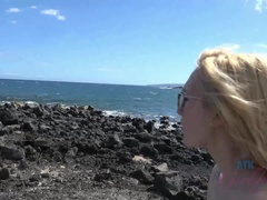 Amateur, Playa, Mamada, Penetracion con dedos, Peludo, Besar, Coño, Tetas