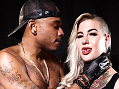 Lamer culo, Sadomasoquismo, Mamada, Amarrada, Estilo perrito, Interracial